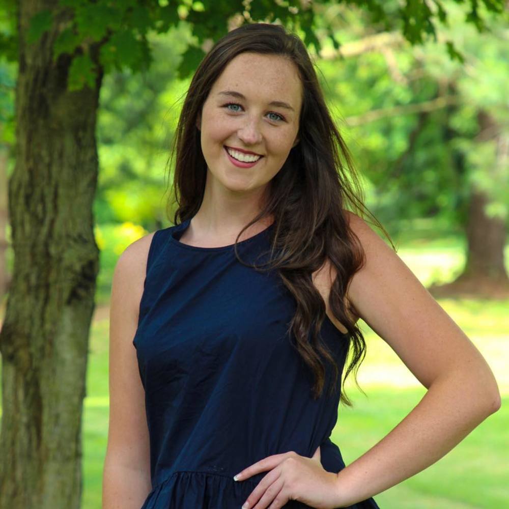 Meet your Posher, Madalyn